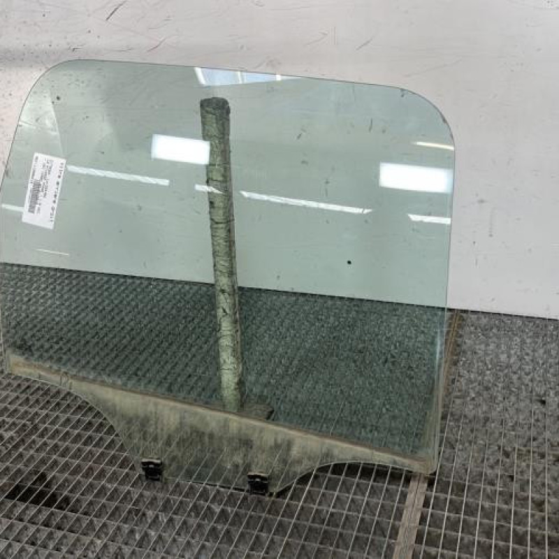 Vitre arriere droit CITROEN C3 PICASSO Photo n°3