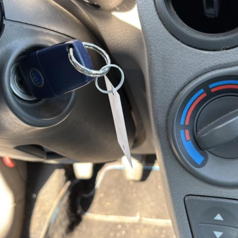 Optique avant principal droit (feux)(phare) FIAT PANDA 2 Photo n°20