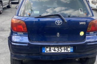 Vitre avant droit TOYOTA YARIS 1