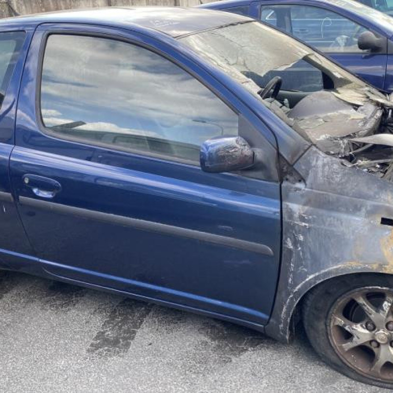 Vitre avant droit TOYOTA YARIS 1 Photo n°10