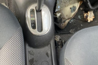 Vitre avant droit TOYOTA YARIS 1
