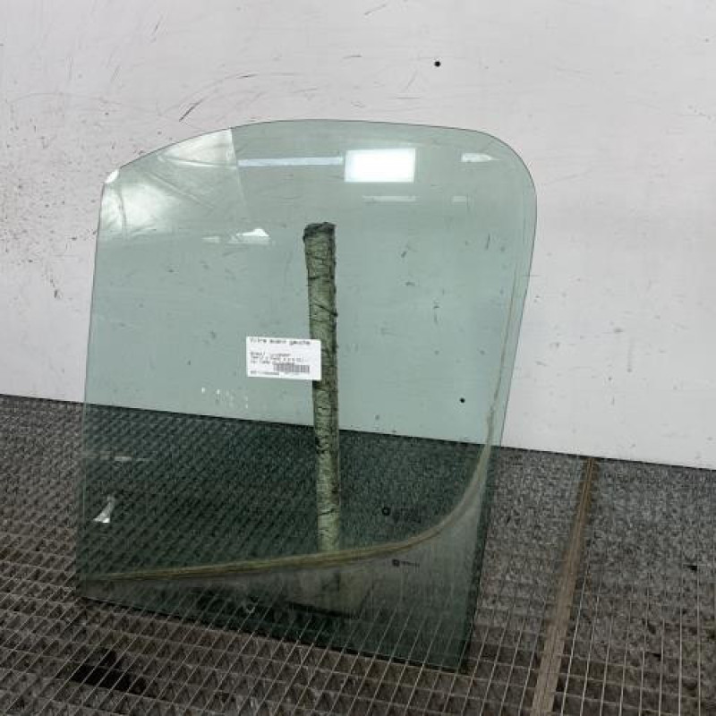 Vitre avant gauche RENAULT TRAFIC 2 Photo n°3