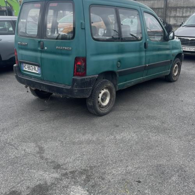Vitre avant droit PEUGEOT PARTNER 1 Photo n°7