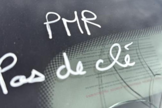 Vitre avant gauche RENAULT TWINGO 2