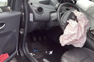 Vitre avant gauche RENAULT TWINGO 2