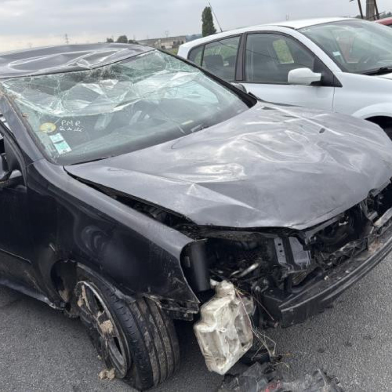 Vitre avant gauche VOLKSWAGEN GOLF 5 Photo n°6