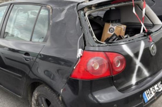 Vitre avant gauche VOLKSWAGEN GOLF 5