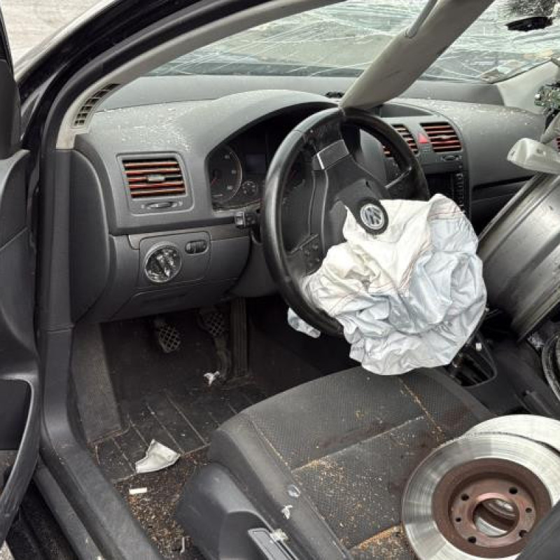 Vitre avant gauche VOLKSWAGEN GOLF 5 Photo n°11