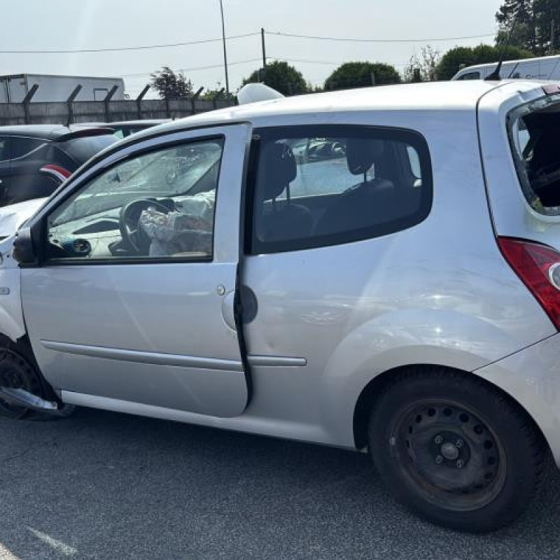 Vitre avant gauche RENAULT TWINGO 2 Photo n°10