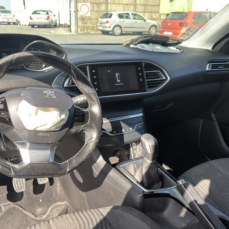 PEUGEOT 308 2 PHASE 1 1.6 BLUE HDI - 8V TURBO Photo n°16