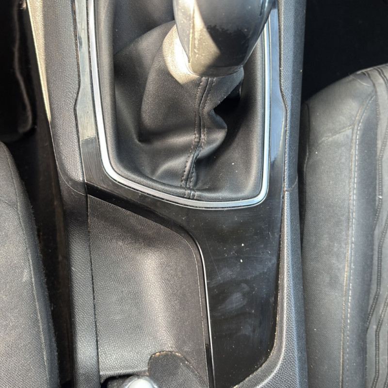 PEUGEOT 308 2 PHASE 1 1.6 BLUE HDI - 8V TURBO Photo n°20