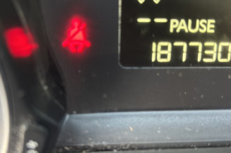 PEUGEOT 308 2 PHASE 1 1.6 BLUE HDI - 8V TURBO