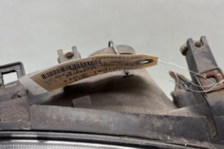 Optique avant principal droit (feux)(phare) VOLKSWAGEN GOLF 4