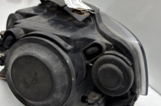 Optique avant principal droit (feux)(phare) VOLKSWAGEN PASSAT 5