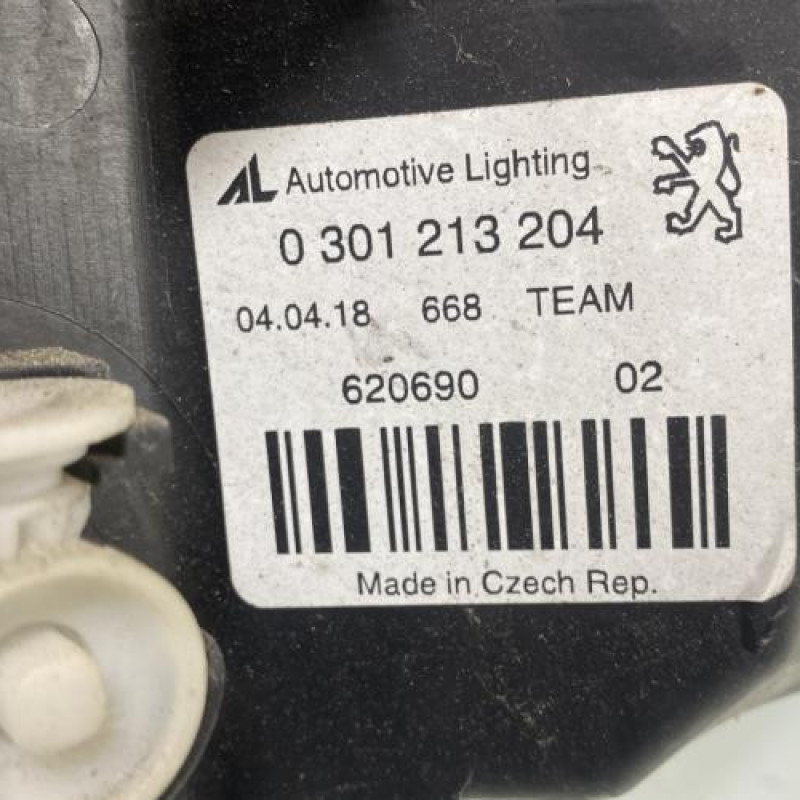 Optique avant principal droit (feux)(phare) PEUGEOT 407 Photo n°4