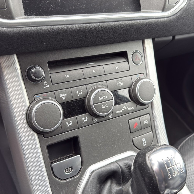 LAND ROVER RANGE ROVER 1 EVOQUE PHASE 2 2.0 TD4 - 16V TURBO 4X4 Photo n°22