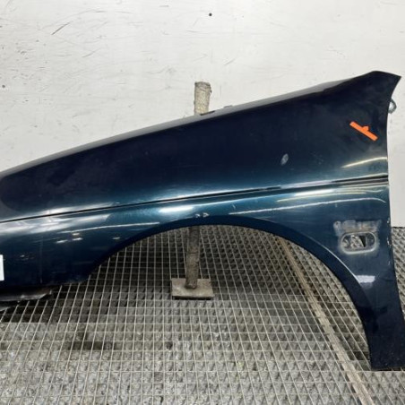 Aile avant gauche RENAULT MEGANE 1 Photo n°1