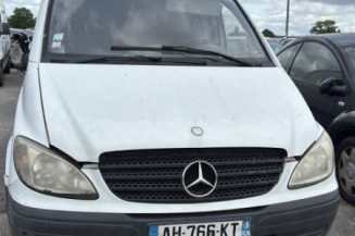 Aile avant droit MERCEDES VITO 639