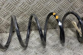 Ressort de suspension arriere droit CITROEN C4 GRAND SPACETOURER Photo n°1