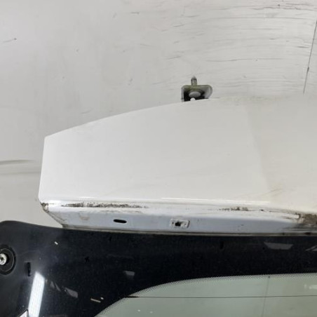 Malle/Hayon arriere PEUGEOT 208 1