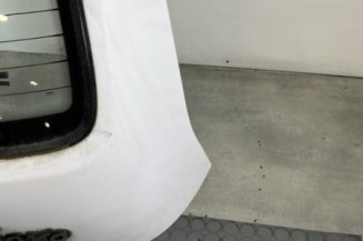 Malle/Hayon arriere CITROEN SAXO