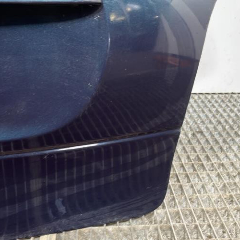 Malle/Hayon arriere RENAULT MEGANE 1 Photo n°4