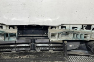 Pare choc avant RENAULT MEGANE 1