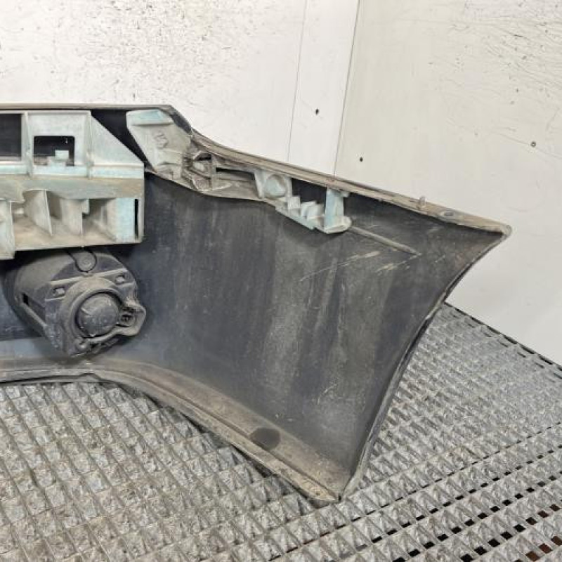 Pare choc avant RENAULT MEGANE 1 Photo n°6