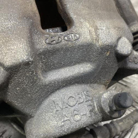 Etrier avant droit (freinage) KIA CEE-D 2