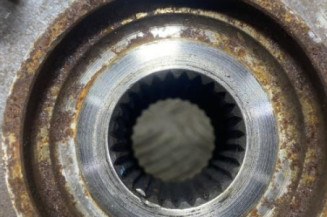 Pivot de moyeu avant gauche KIA CEE-D 2