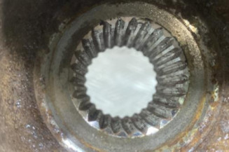 Pivot de moyeu avant gauche RENAULT MEGANE 4