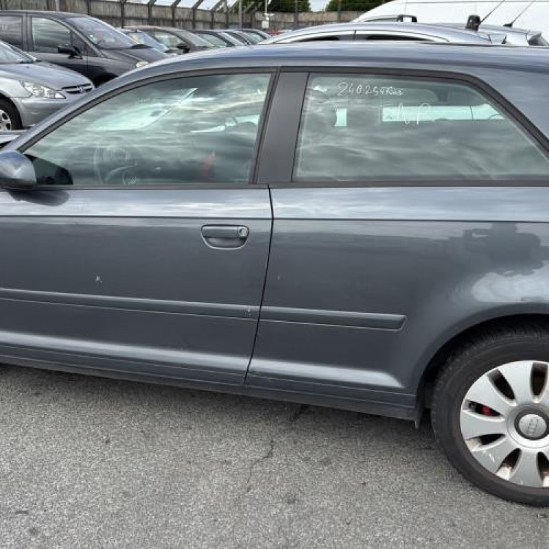 Amortisseur avant droit AUDI A3 2 Photo n°9