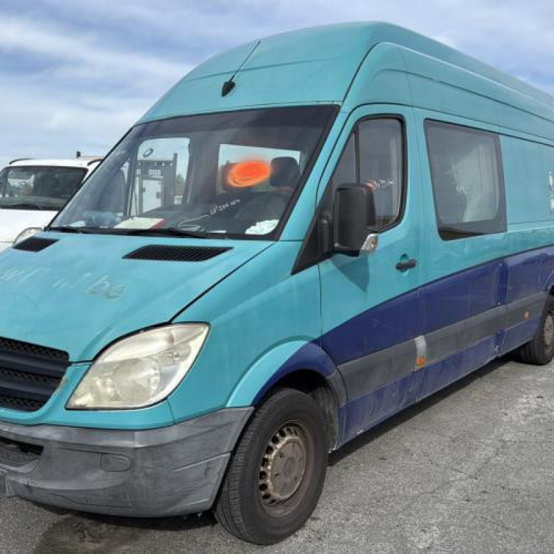 Porte avant droit MERCEDES SPRINTER 3 Photo n°9