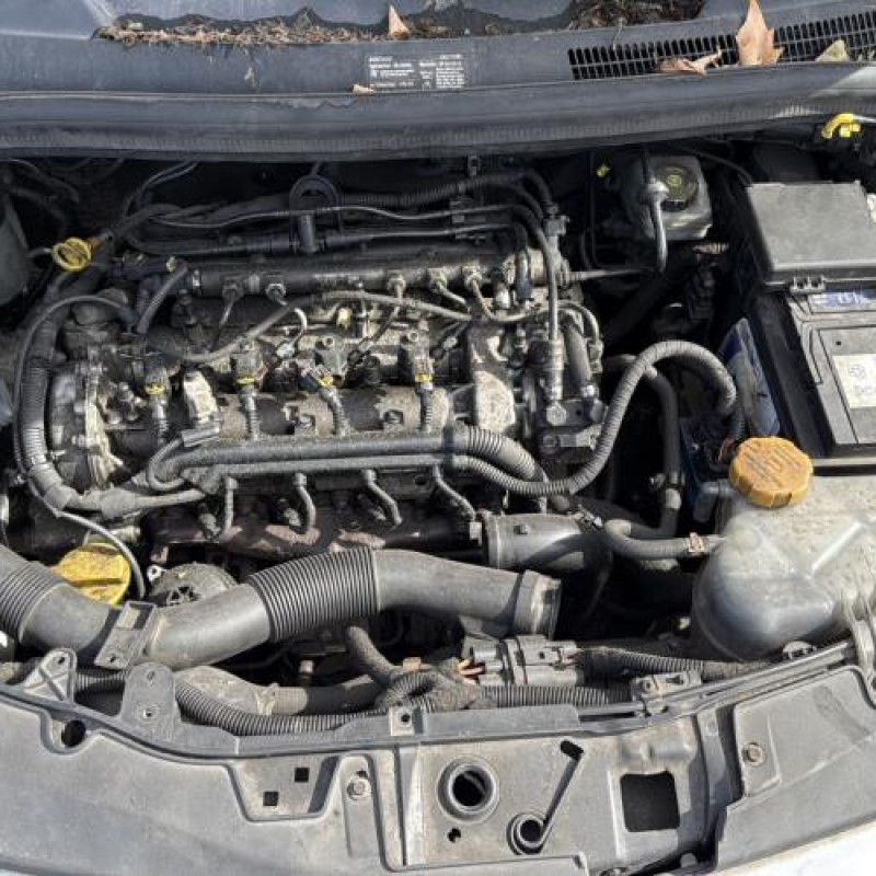 Porte arriere droit OPEL CORSA D Photo n°19