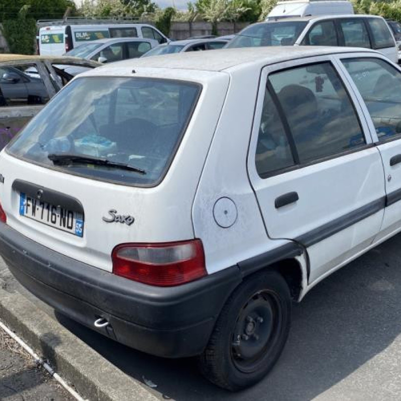 Porte avant gauche CITROEN SAXO Photo n°8