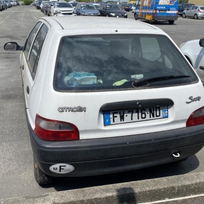 Porte avant gauche CITROEN SAXO Photo n°10