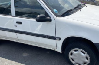 Porte avant gauche CITROEN SAXO