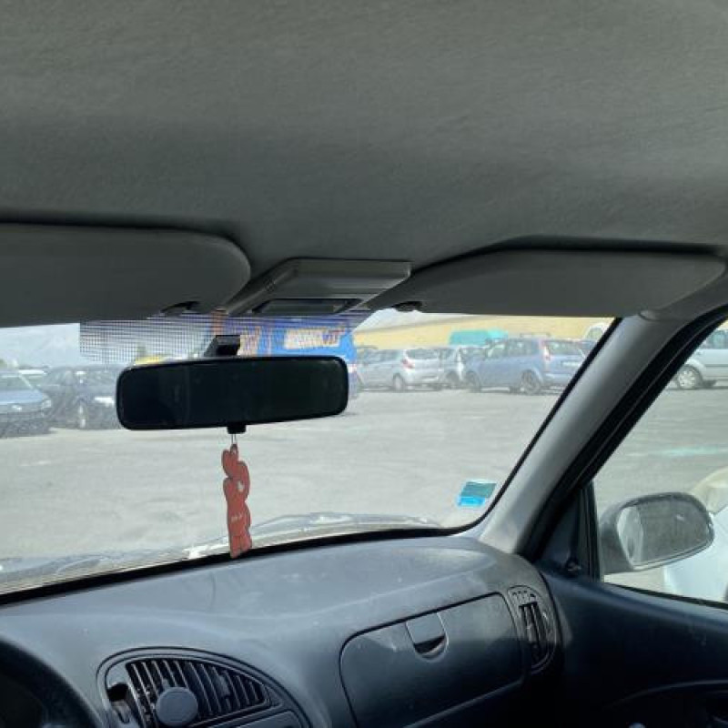 Porte avant gauche CITROEN SAXO Photo n°18