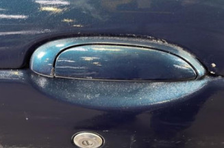 Porte avant droit RENAULT MEGANE 1
