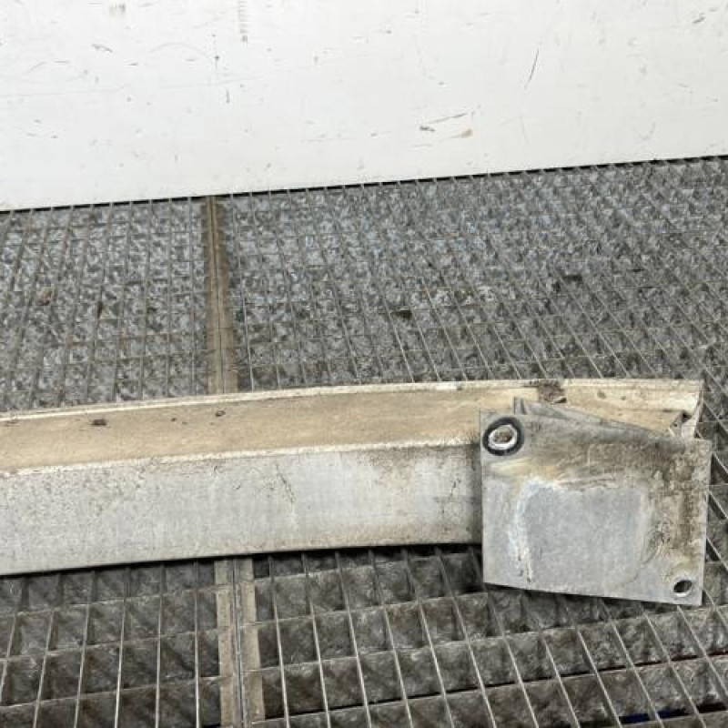 Renfort pare choc arriere (traverse) AUDI A3 2 Photo n°5