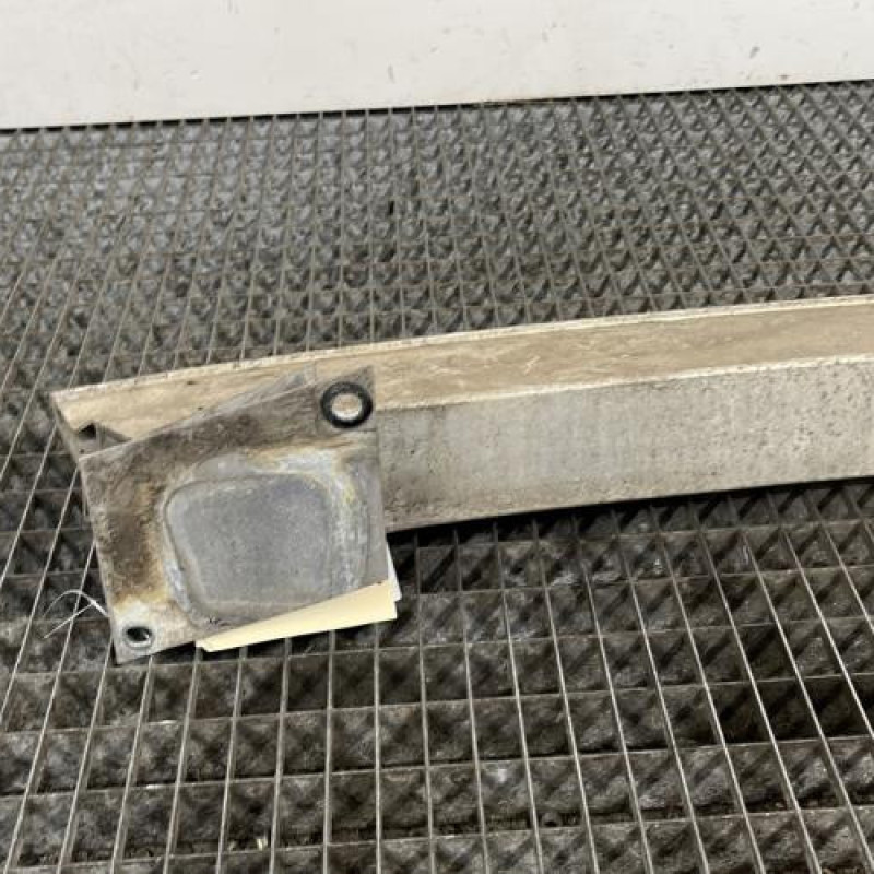 Renfort pare choc arriere (traverse) AUDI A3 2 Photo n°6