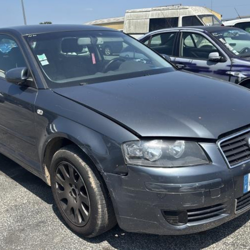 Renfort pare choc arriere (traverse) AUDI A3 2 Photo n°9