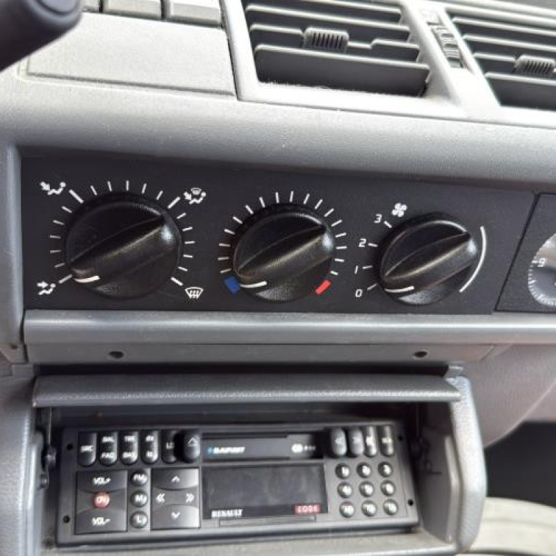 Demarreur RENAULT CLIO 1 Photo n°15