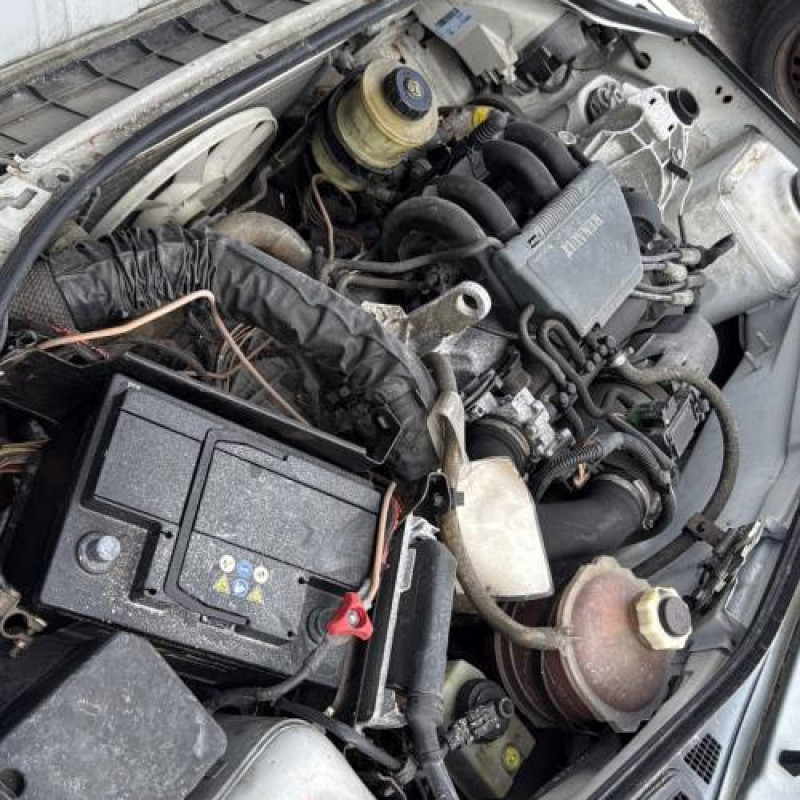Demarreur RENAULT CLIO 1 Photo n°17