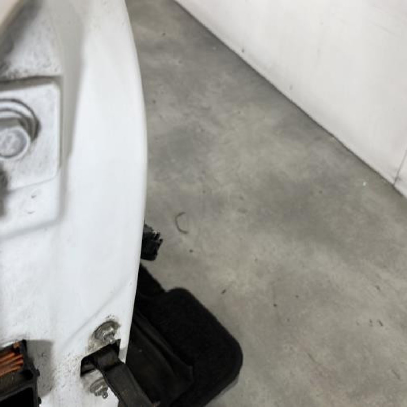 Porte avant droit OPEL CORSA D Photo n°4