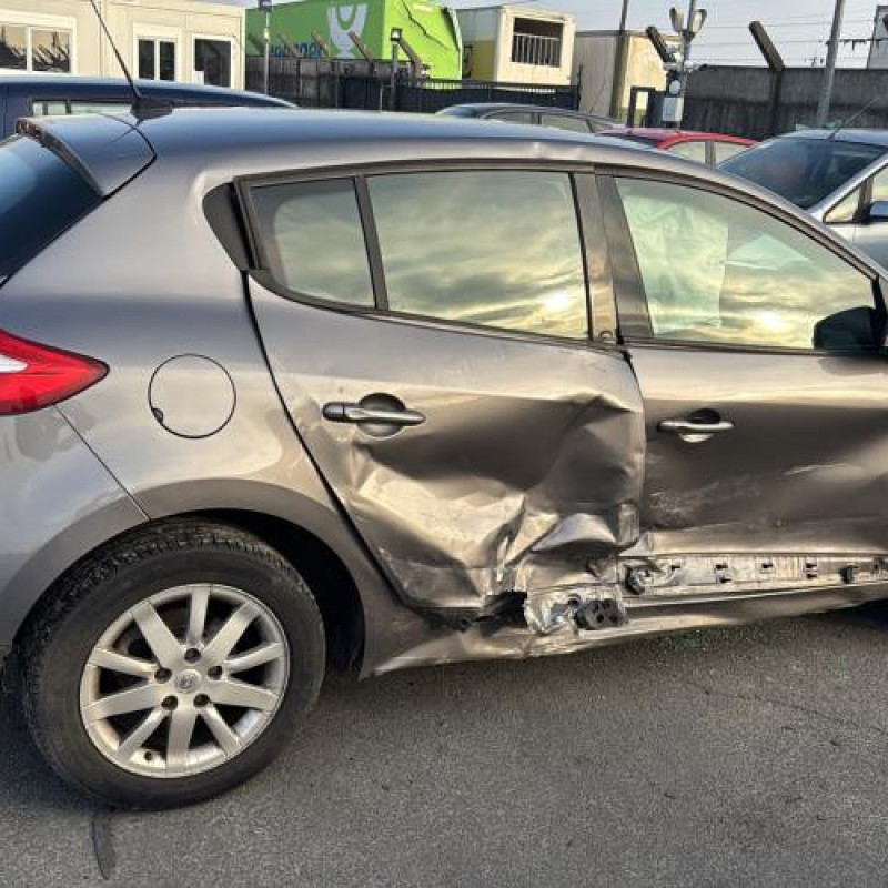 Renfort pare choc avant (traverse) RENAULT MEGANE 3 Photo n°11
