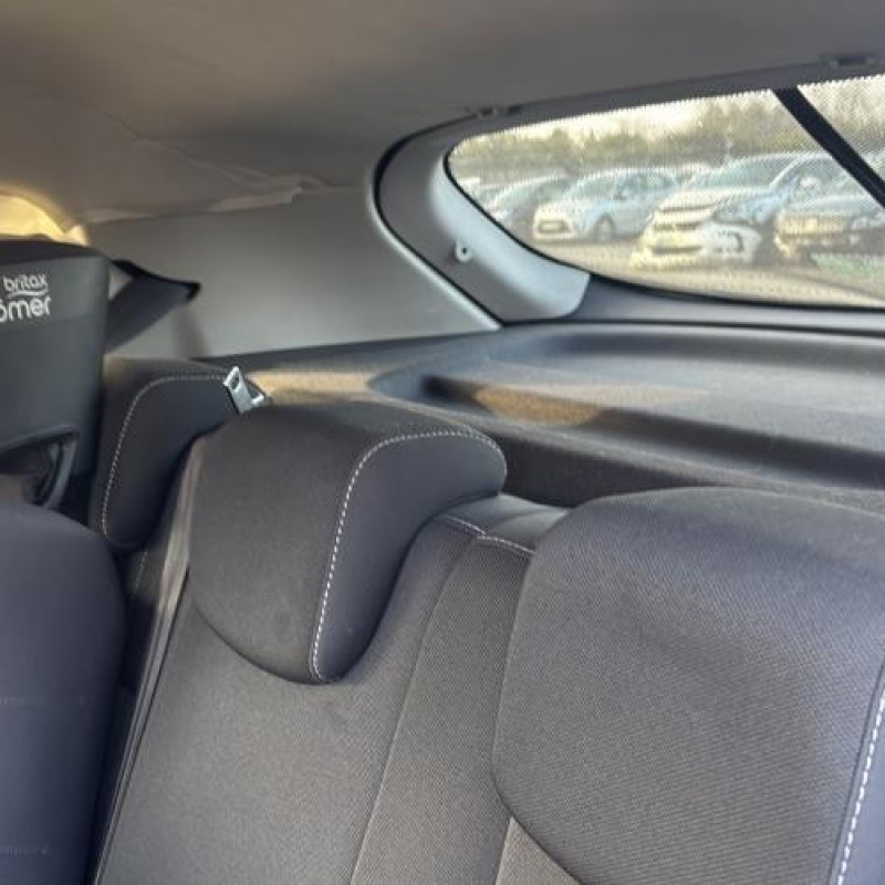 Renfort pare choc avant (traverse) RENAULT MEGANE 3 Photo n°16