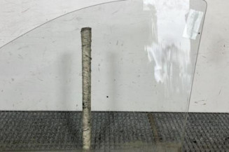 Vitre avant droit MERCEDES VITO 639