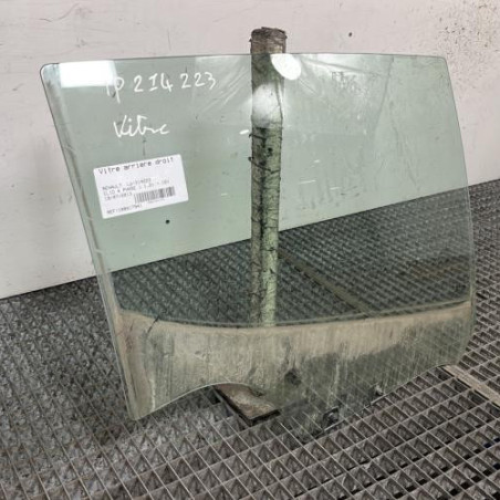 Vitre arriere droit RENAULT CLIO 4