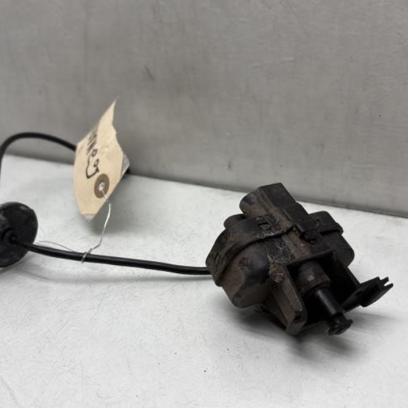 Actionneur verrou trappe d'essence VOLKSWAGEN TIGUAN 1 Photo n°1